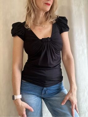 Black Puff-Sleeve Ruched Front Short Sleeve Top